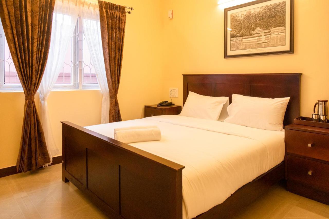 Aakash Rooms And Cottages, Ооти Екстериор снимка