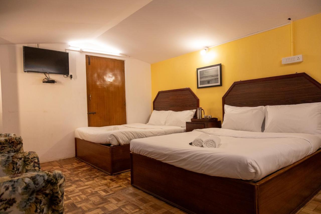 Aakash Rooms And Cottages, Ооти Екстериор снимка