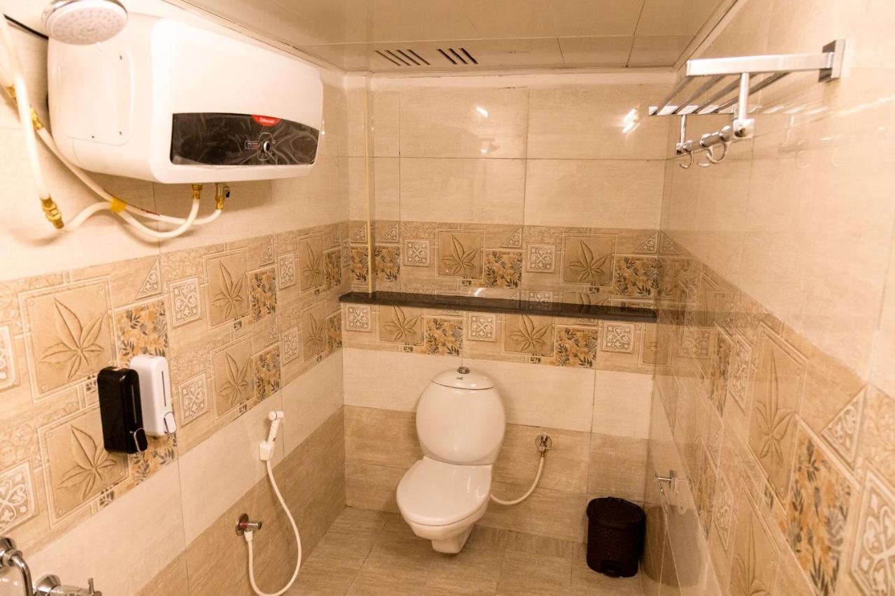 Aakash Rooms And Cottages, Ооти Екстериор снимка