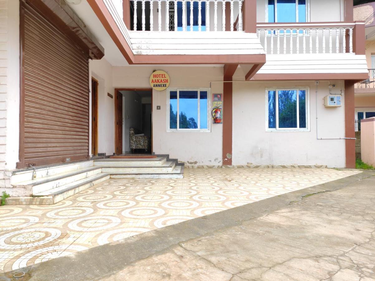 Aakash Rooms And Cottages, Ооти Екстериор снимка