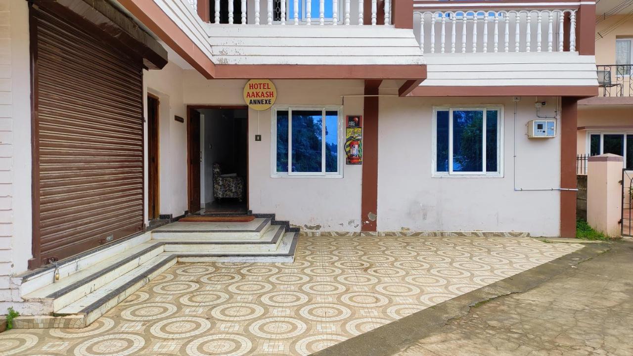 Aakash Rooms And Cottages, Ооти Екстериор снимка